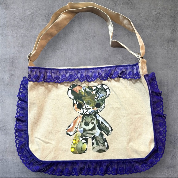 Custom cream and purple tote bag - Picture 11 of 15